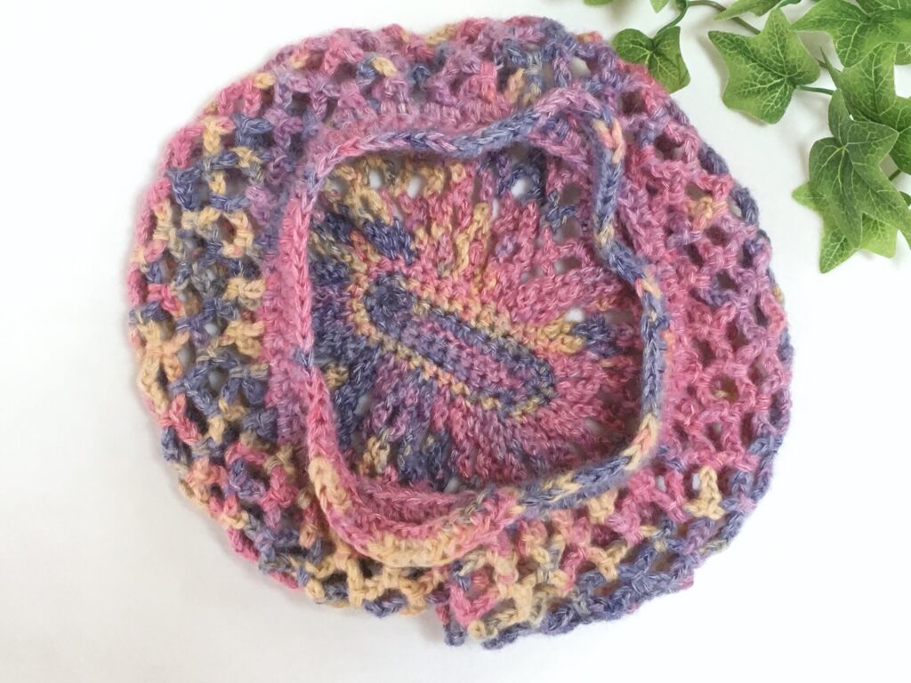 かぎ針編みで簡単に編めるネット編みバッグ